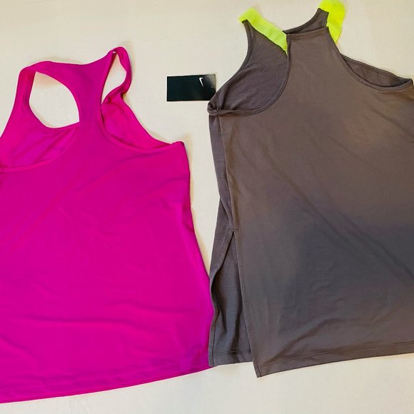 Two Athletic Nike shirts Size S - Picture 2 of 2